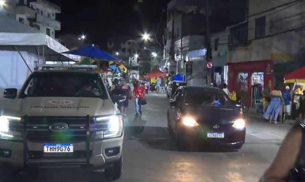Sobe para onze o número de suspeitos mortos em Salvador após troca de tiros que vitimou policial militar — Foto: Reprodução/TV Bahia